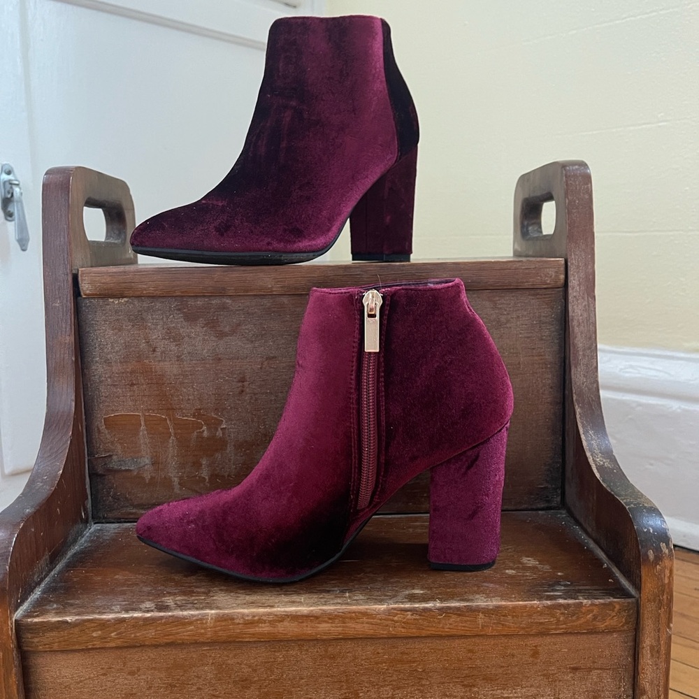 BAMBOO Red and Black Ankle Boots with Chunky Heel